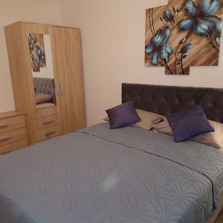 Apartments Tulipan - With Free Private Parking Garage Mostar Exterior foto