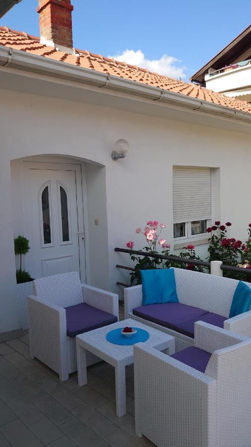 Apartments Tulipan - With Free Private Parking Garage Mostar Exterior foto